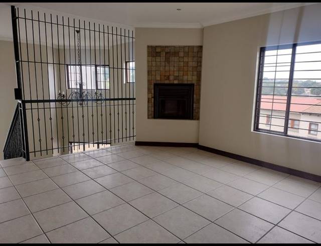 4 BEDROOM PROPERTY TO RENT IN WATERKLOOF